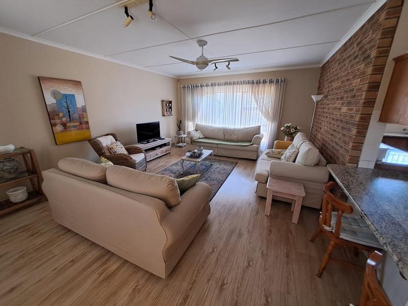 4 Bedroom Property for Sale in Bayview Western Cape